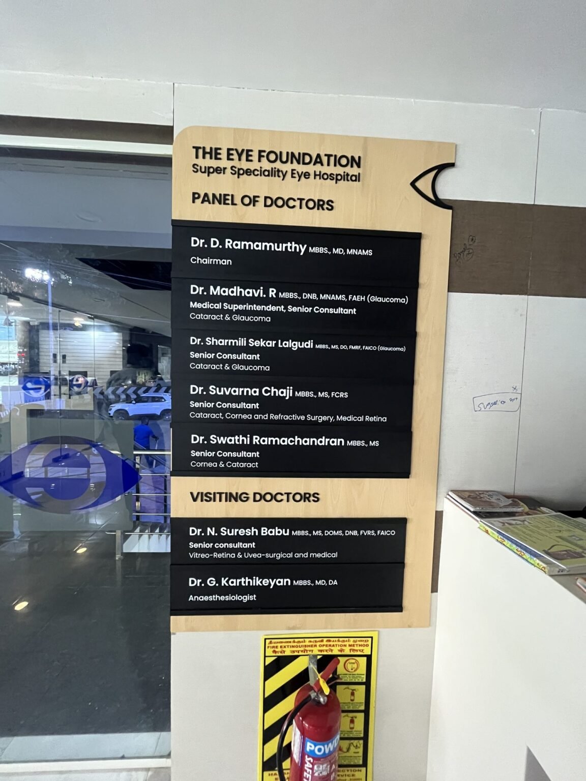 Consultant name plate and panel of doctors board